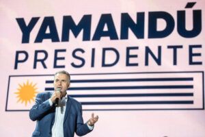 Elecciones 2024 en Uruguay: Yamandú Orsi es el nuevo presidente electo