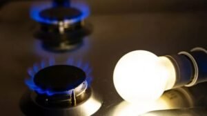 Golpe al bolsillo: el Gobierno nacional dispuso nuevos aumentos de luz y gas desde febrero